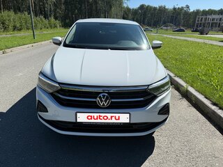 2022 Volkswagen Polo VI, белый, 1950000 рублей, вид 2