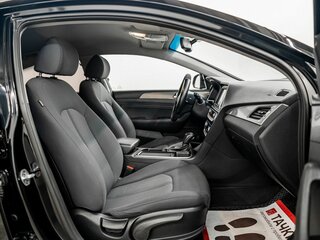 2017 Hyundai Sonata VII (LF) Рестайлинг, чёрный, 1700000 рублей, вид 5