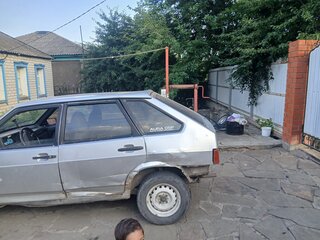 2004 Lada (ВАЗ) 21093i, серебристый, 85000 рублей, вид 4