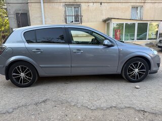2007 Opel Astra H, серебристый, 500000 рублей, вид 3