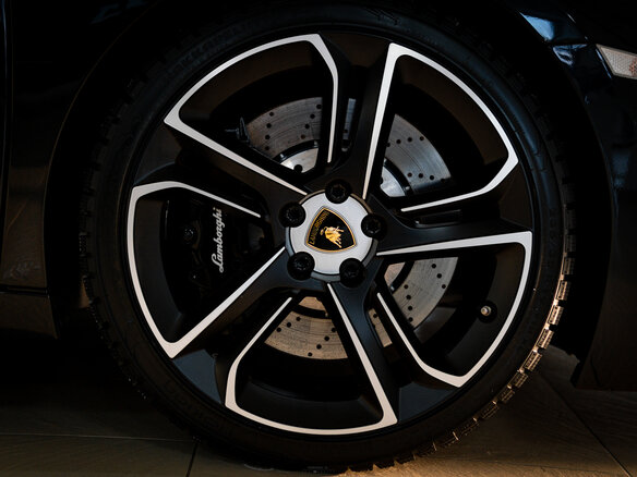 2013 Lamborghini Gallardo LP560-4 I Рестайлинг, чёрный - вид 11