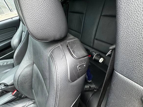 2011 BMW 1 серии 135i I (E82/E88) Рестайлинг 2, синий, 2200000 рублей - вид 14