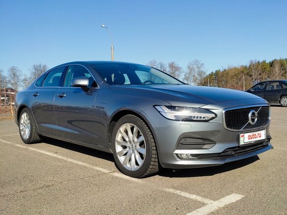 2017 Volvo S90 II, серый, 2880000 рублей - вид 1