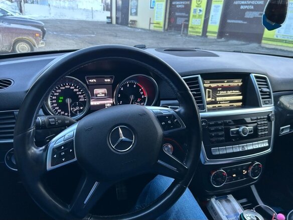 2013 Mercedes-Benz M-Класс 350 III (W166), чёрный, 3090000 рублей - вид 9