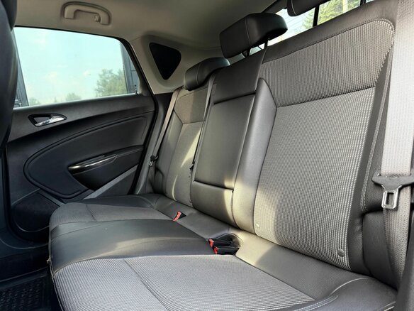 2010 Opel Astra J, чёрный, 649000 рублей - вид 19