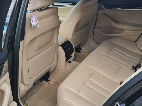 2018 BMW 5 серии 520i VII (G30/G31/G38), коричневый, 2850000 рублей - вид 7