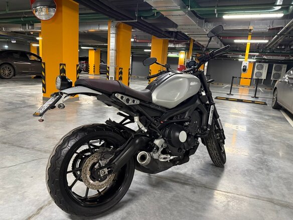 2019 Yamaha XSR900, серебристый, 860000 рублей - вид 11