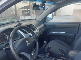 2014 Mitsubishi L200 Easy Select IV Рестайлинг, серебристый, 1450000 рублей, вид 4