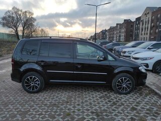 2008 Volkswagen Touran I Рестайлинг, чёрный, 799000 рублей, вид 3