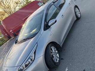 2015 Kia Ceed II Рестайлинг, серебристый, 1180000 рублей, вид 5
