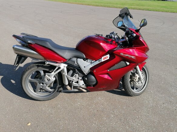 2009 Honda VFR 800, пурпурный, 629000 рублей - вид 5