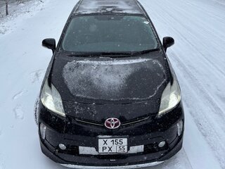 2013 Toyota Prius III Рестайлинг (XW30), чёрный, 1450000 рублей, вид 2