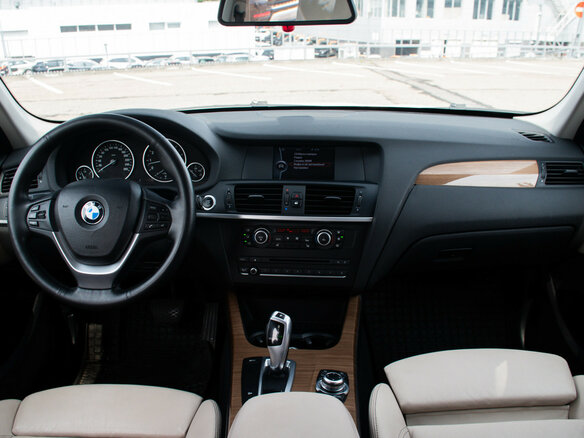 2010 BMW X3 35i xDrive II (F25), белый - вид 10