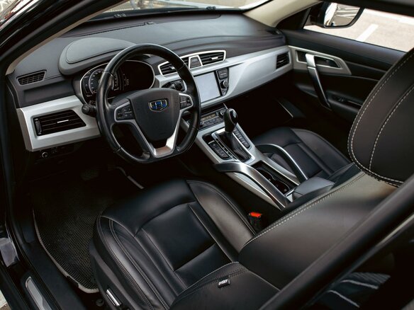 2020 Geely Atlas I, чёрный, 1295000 рублей - вид 12