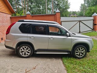 2014 Nissan X-Trail II Рестайлинг, серебристый, 3800000 рублей, вид 3