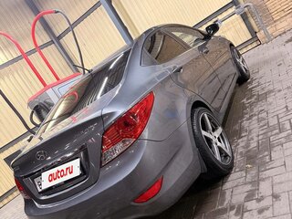 2012 Hyundai Solaris I, серый, 730000 рублей, вид 2
