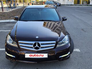 2011 Mercedes-Benz C-Класс 180 BlueEFFICIENCY III (W204) Рестайлинг, коричневый, 1400000 рублей, вид 2