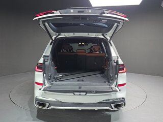 2025 BMW X7 40d I (G07) Рестайлинг, белый, 15200000 рублей, вид 5