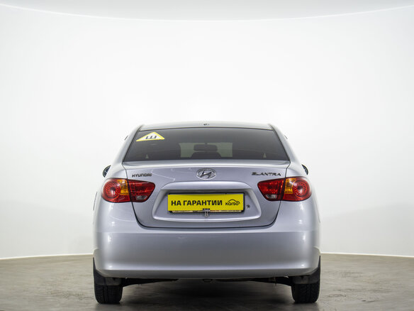 2009 Hyundai Elantra IV (HD), серебристый - вид 4