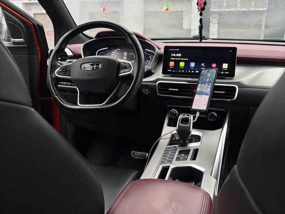 2020 Geely Coolray I, оранжевый - вид 4