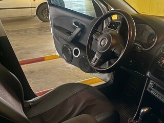2011 Volkswagen Polo V, серебристый, 670000 рублей, вид 4