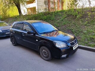 2009 Kia Rio II Рестайлинг, чёрный, 400000 рублей, вид 2