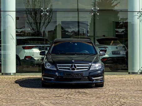 2014 Mercedes-Benz C-Класс 180 III (W204) Рестайлинг, чёрный, 1485000 рублей, вид 2