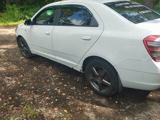2013 Chevrolet Cobalt II, белый, 500000 рублей, вид 3