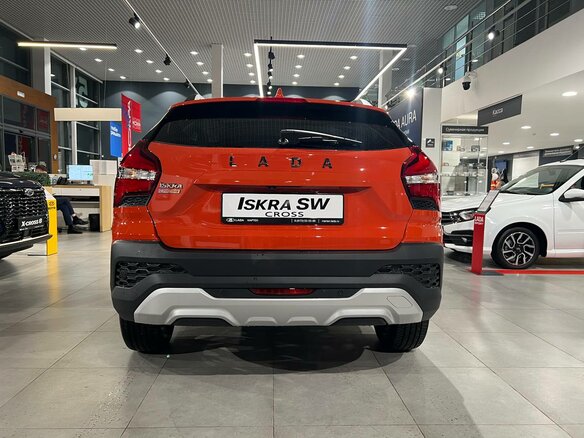 2026 Lada (ВАЗ) Iskra SW Cross, оранжевый - вид 5