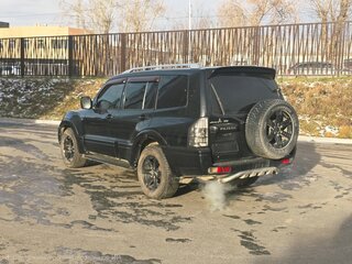 2005 Mitsubishi Pajero III Рестайлинг, чёрный, 875000 рублей, вид 4