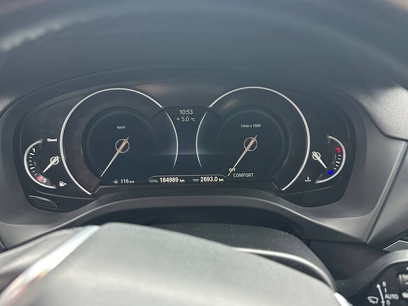 2018 BMW X3 20d xDrive III (G01), синий, 3800000 рублей - вид 9