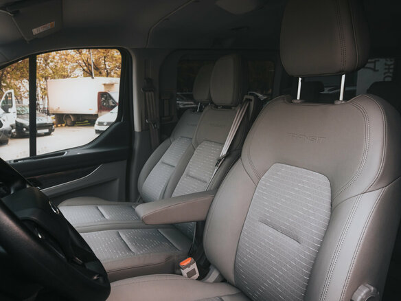 2025 Ford Transit, чёрный, 6500000 рублей - вид 10