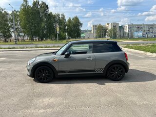 2017 Mini Hatch Cooper III (F55/F56), серый, 1900000 рублей, вид 5