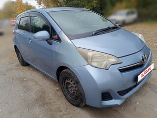 2010 Toyota Ractis II, голубой, 680000 рублей, вид 3
