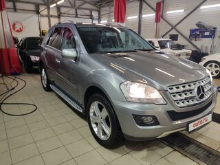 2010 Mercedes-Benz M-Класс 350 II (W164) Рестайлинг, серый, 2400000 рублей, вид 2