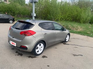 2012 Kia Ceed II, бежевый, 1000000 рублей, вид 4