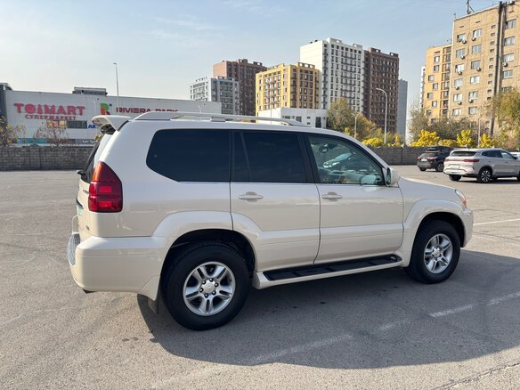 2003 Lexus GX 470 I, бежевый, 2307000 рублей - вид 16