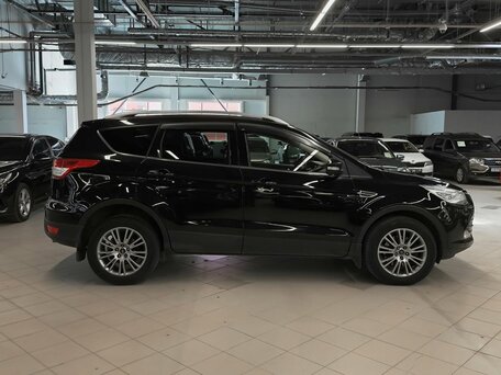 2013 Ford Kuga II, чёрный, 869000 рублей, вид 3
