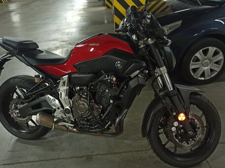 2014 Yamaha MT-07 (FZ-07), красный, 600000 рублей, вид 1