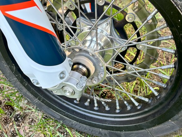 2021 KTM 450 SMR, оранжевый, 900000 рублей - вид 18