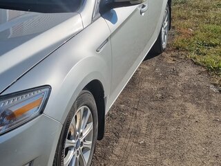 2011 Ford Mondeo IV Рестайлинг, серебристый, 900000 рублей, вид 4