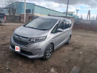 2019 Honda Freed II, серый, 1390000 рублей, вид 1