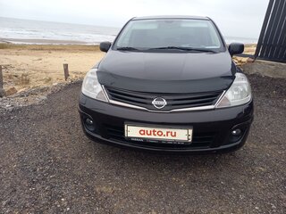 2013 Nissan Tiida I Рестайлинг, коричневый, 950000 рублей, вид 2