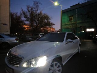 2007 Mercedes-Benz S-Класс 500 Long V (W221), белый, 1666666 рублей, вид 2