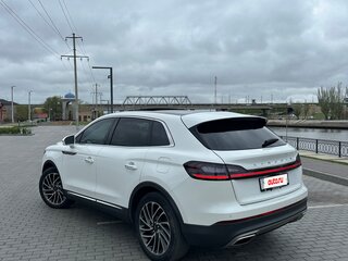 2020 Lincoln Nautilus I, белый, 3025000 рублей, вид 4