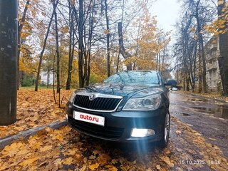 2012 Skoda Octavia II (A5) Рестайлинг, серый, 570000 рублей, вид 2