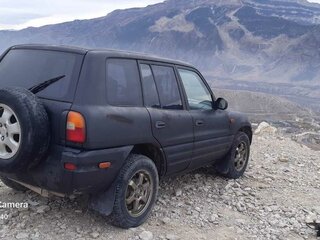 1997 Toyota RAV4 I (XA10), чёрный, 315000 рублей, вид 2