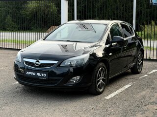 2010 Opel Astra J, чёрный, 649000 рублей, вид 3