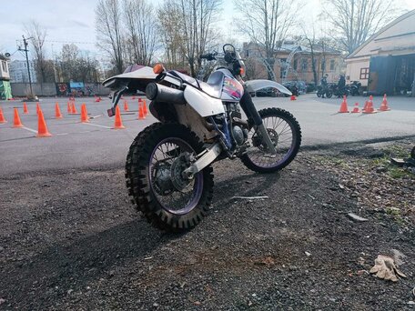 1995 Yamaha TT250R, белый, 310000 рублей, вид 2