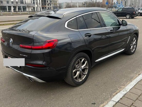 2020 BMW X4 20d II (G02), чёрный, 3600000 рублей - вид 4